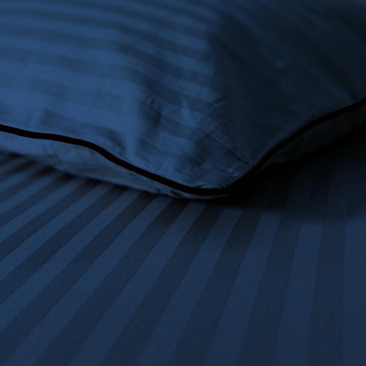 Granatowa bawełniana pościel hotelowa adamaszek z bizą 140x200 Mariot