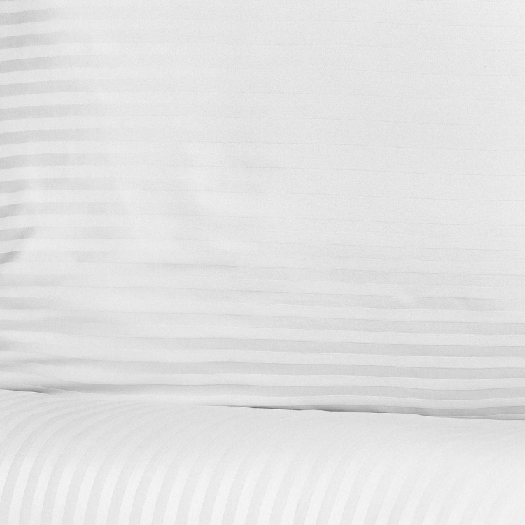 Biała pościel 160x200 hotelowa w pasy z bizą