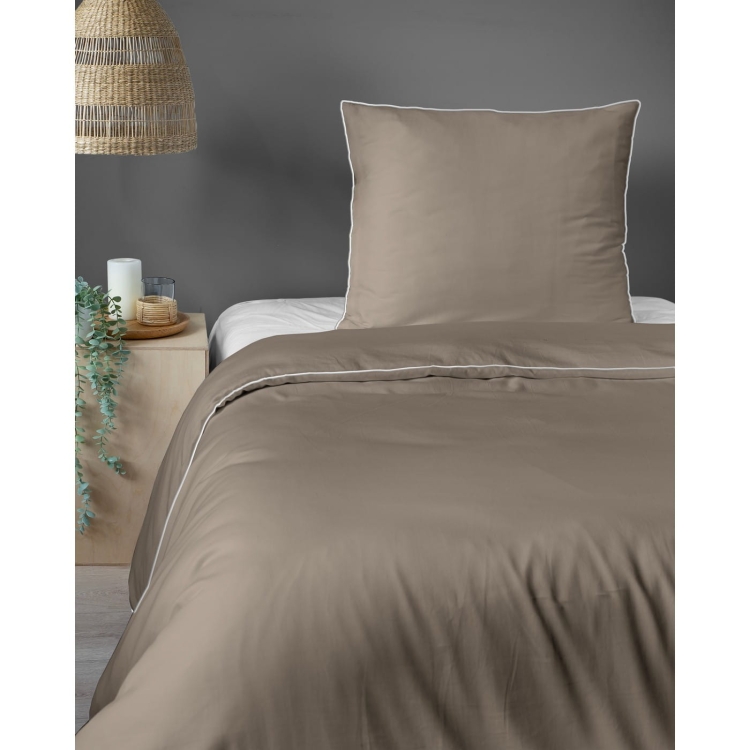 TAUPE_06.jpg