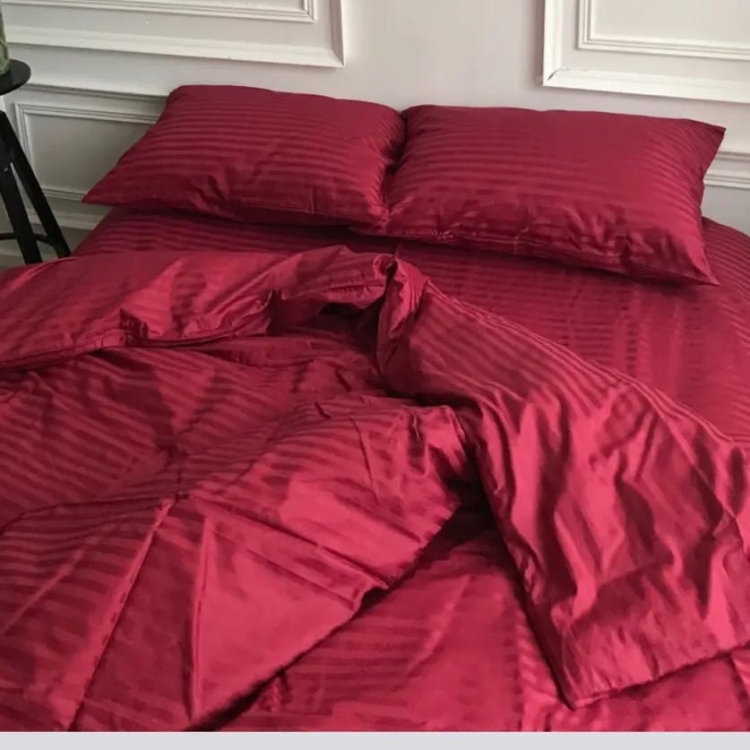 Bordowa pościel 200x220 hotelowa w pasy
