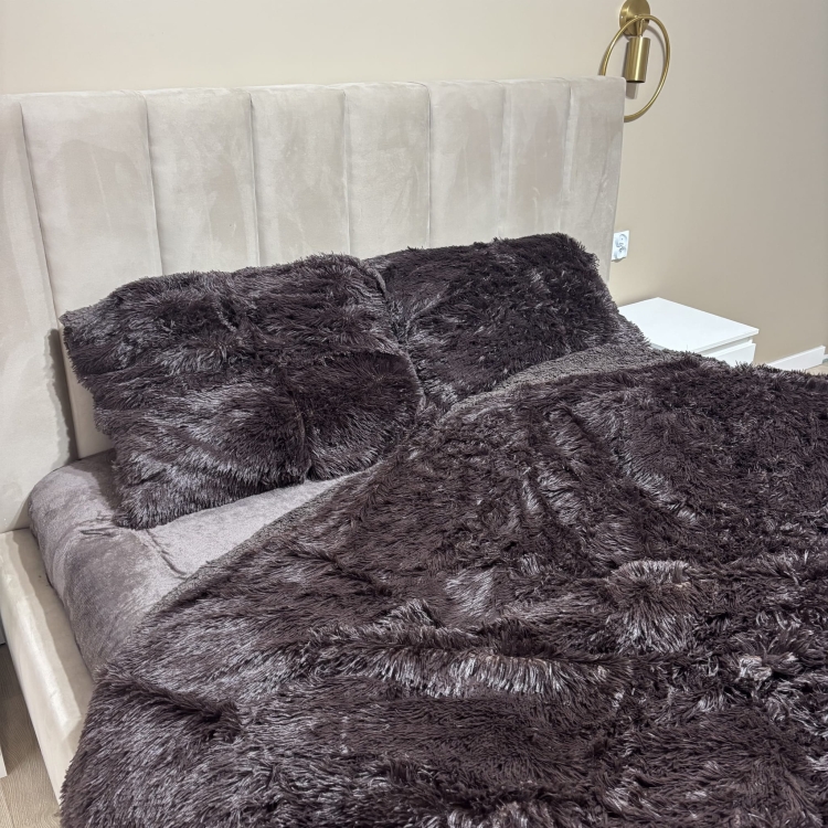 Pościel futrzana włochacz czekoladowa świąteczna zimowa 200x220