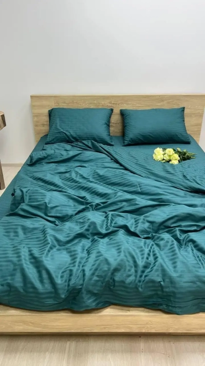 Zielona pościel 200x220 hotelowa w pasy