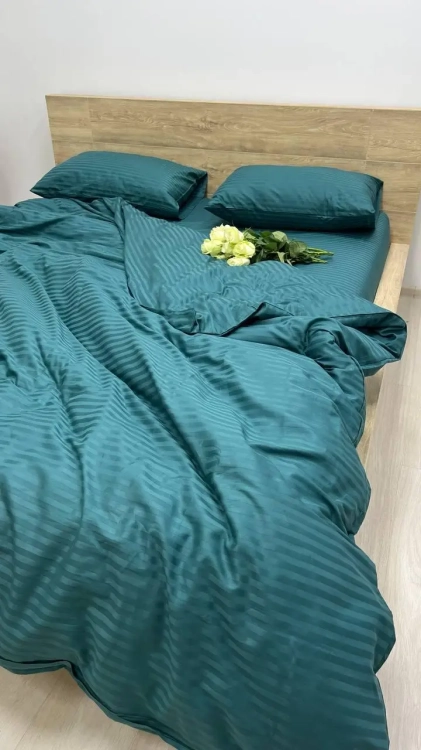 Zielona pościel 200x220 hotelowa w pasy