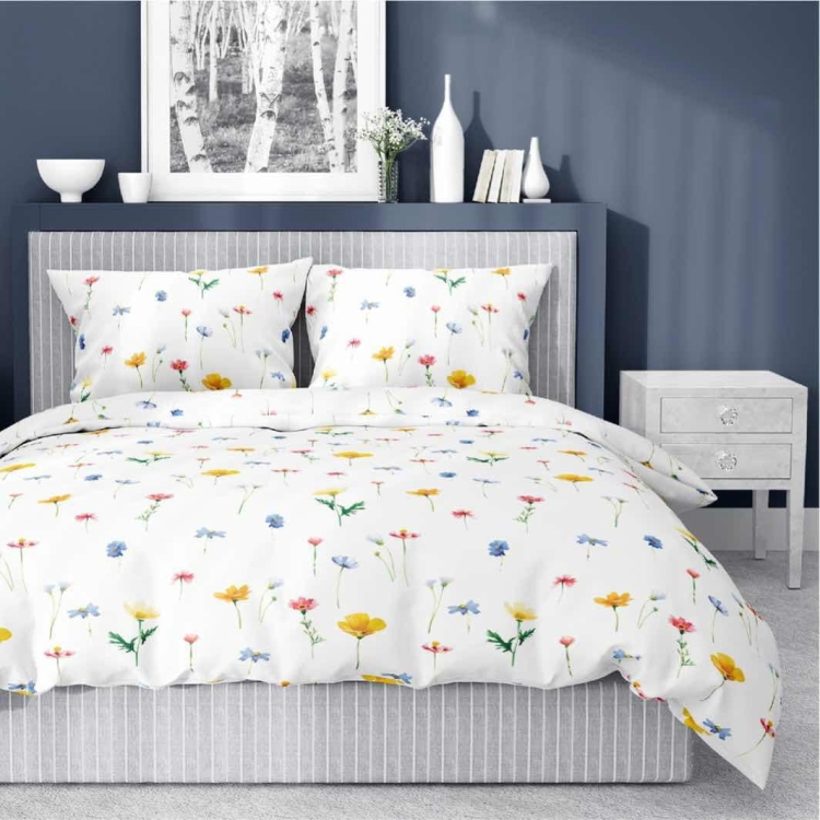 Bawełniana pościel 220×200 biała w kolorowe polne kwiaty 5486A Home Satin