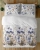 Bawełniana pościel 220×200 biała w niebieska łąkę 5537B Home Satin