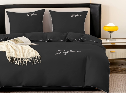 Luksusowa czarna pościel z białą lamówką i haftem Sofia 200x220