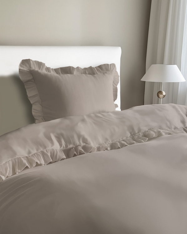 Taupe bawełniana pościel z falbaną 140x200