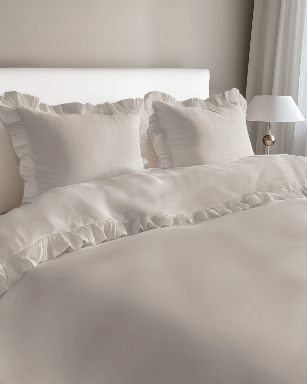 Beżowa bawełniana pościel z falbaną 160x200