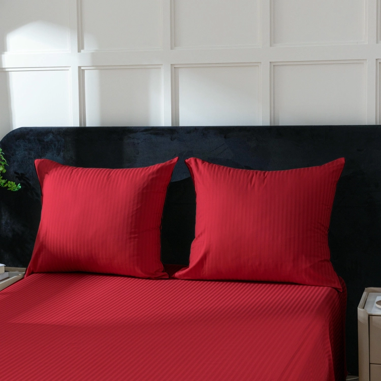 Czerwona bawełniana pościel hotelowa adamaszek z bizą 160x200 Mariot